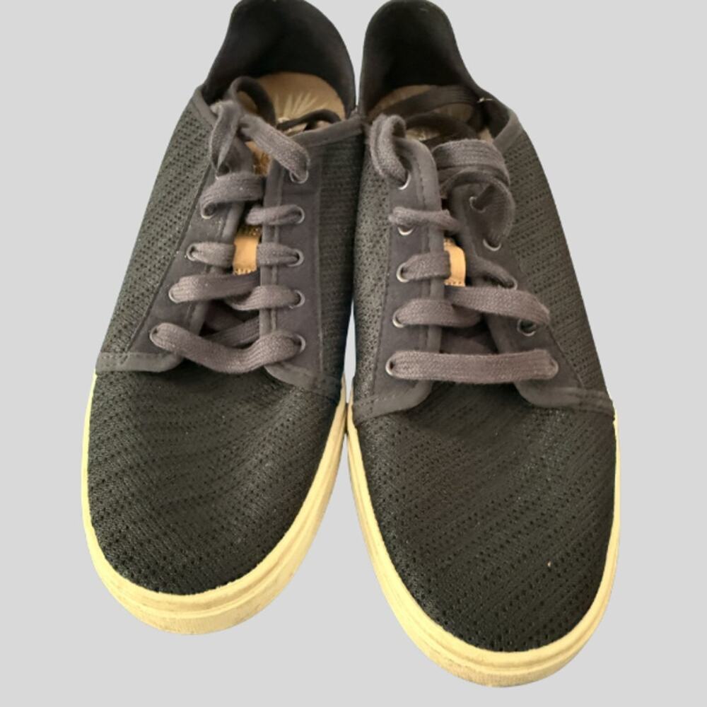 OluKai Pehuea Li Women's Navy Mesh Lace-Up Sneaker Drop-In Heel Size 9